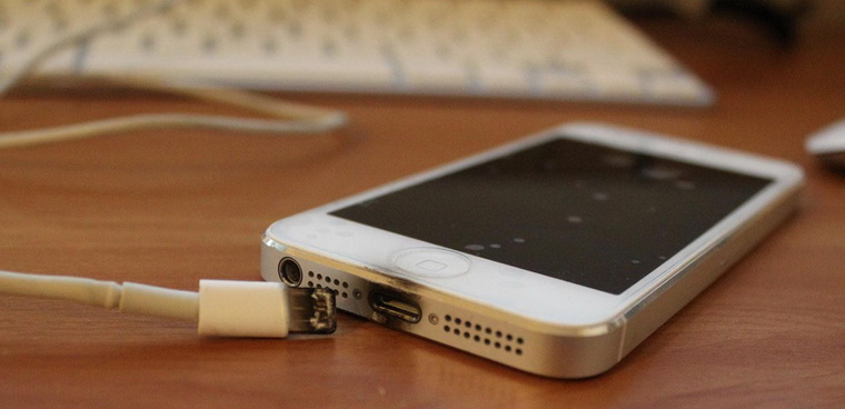 Сколько Ватт должно быть в зарядке?